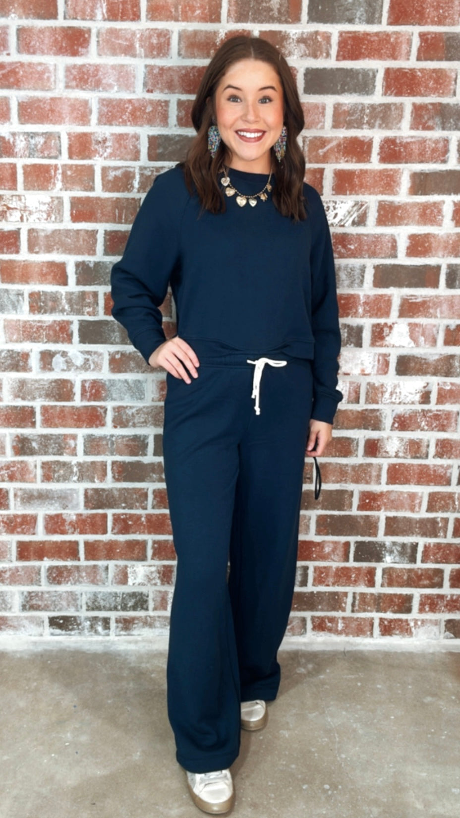 Z FEELING THE MOMENT SWEATS - BLUE SAPPHIRE – Holt & Company, LLC