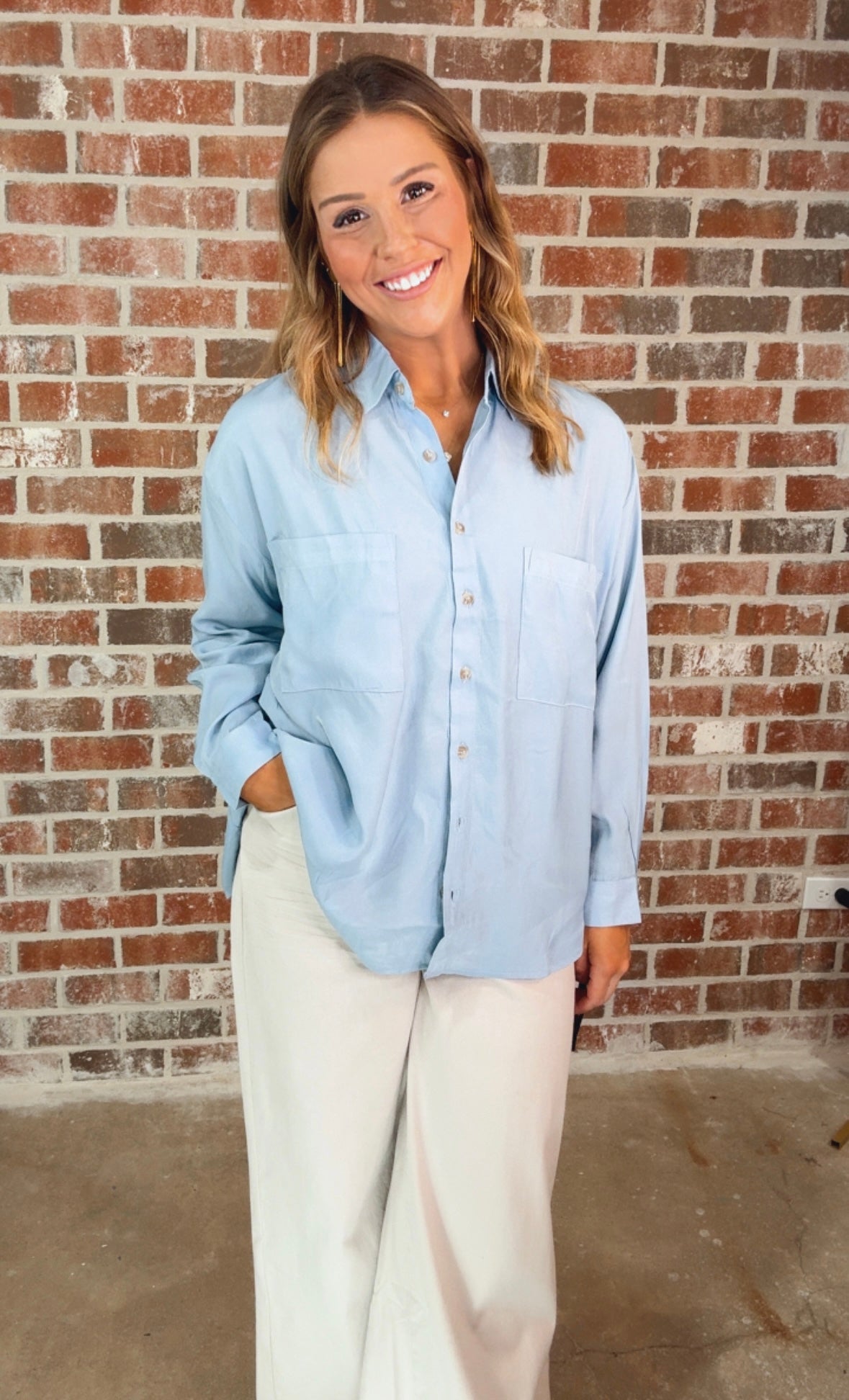 CHANDA CHAMBRAY SHIRT (PLUS)