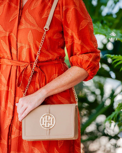 CECILIA CIRCLE LOGO HANDBAG - TAUPE