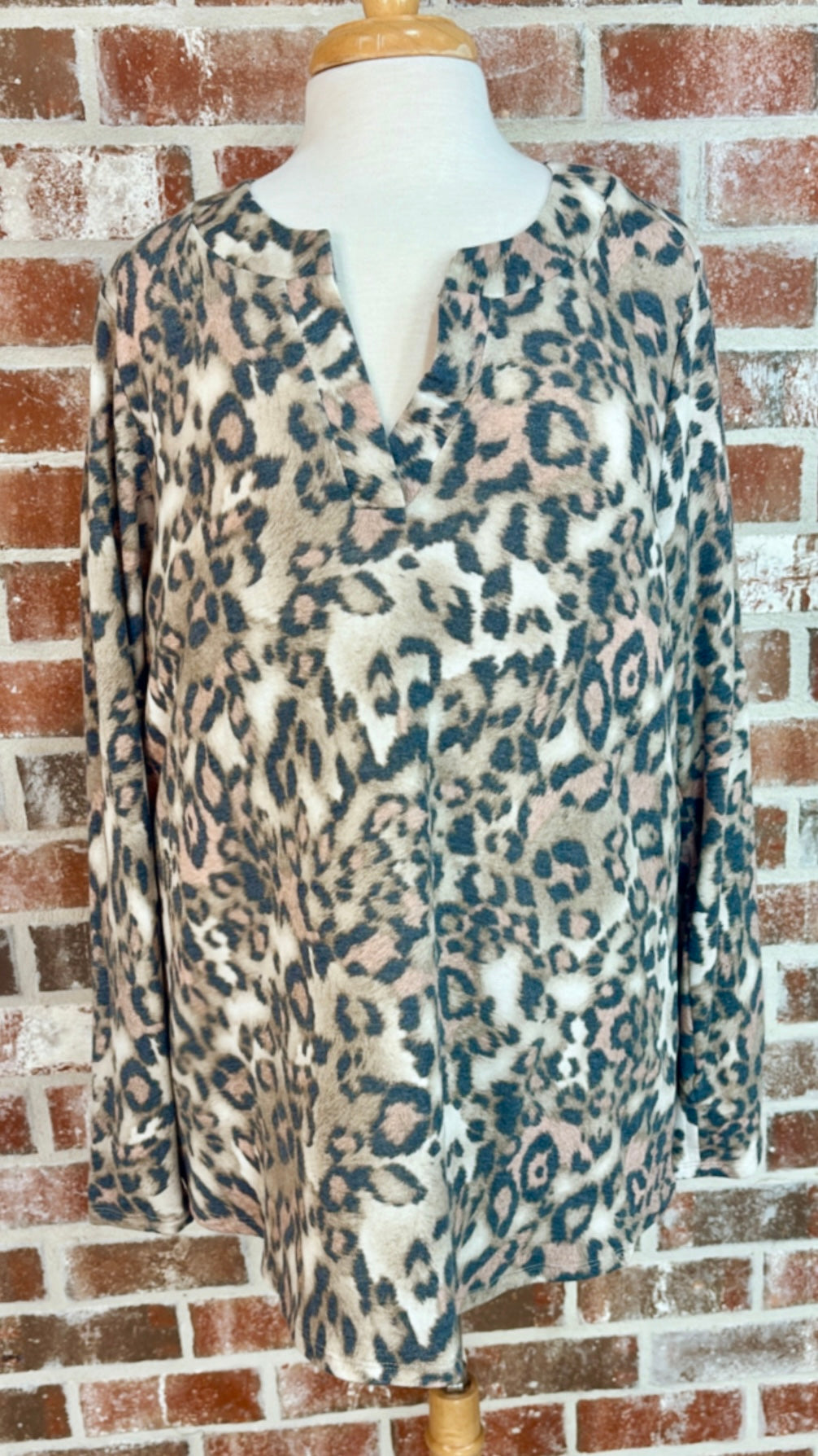 MARGARET LEO PULLOVER (PLUS)